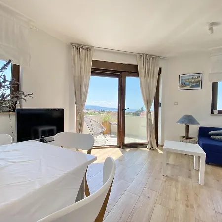 Appartamento Cozy Family Friendly Irena Nr 2 With Pool Krk Town
