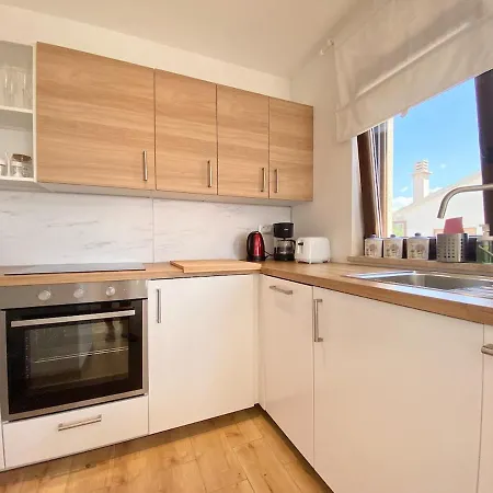 Appartamento Cozy Family Friendly Irena Nr 2 With Pool