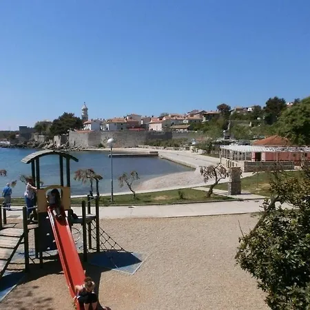 Cozy Family Friendly Irena Nr 2 With Pool