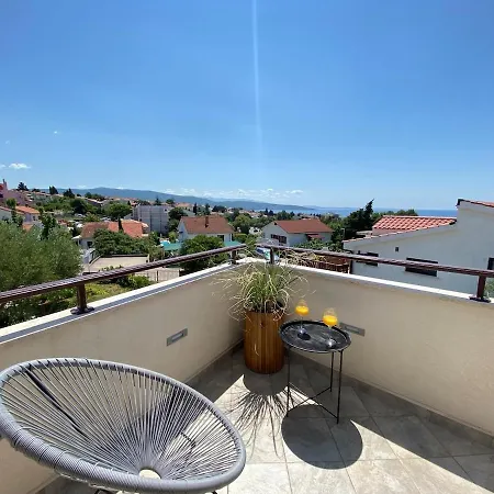 Cozy Family Friendly Irena Nr 2 With Pool Appartamento *