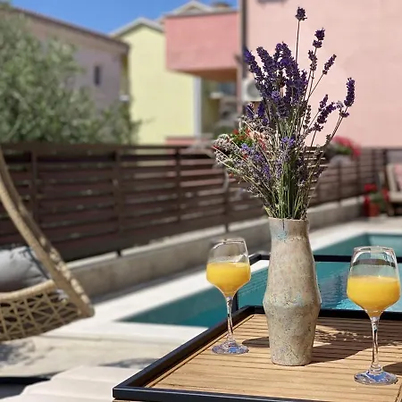 Cozy Family Friendly Irena Nr 2 With Pool * Krk Town