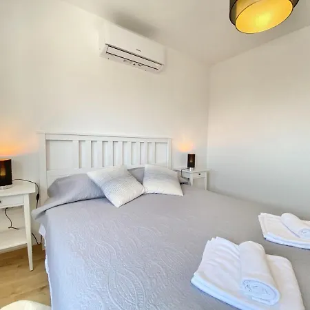 Cozy Family Friendly Irena Nr 2 With Pool Appartamento *